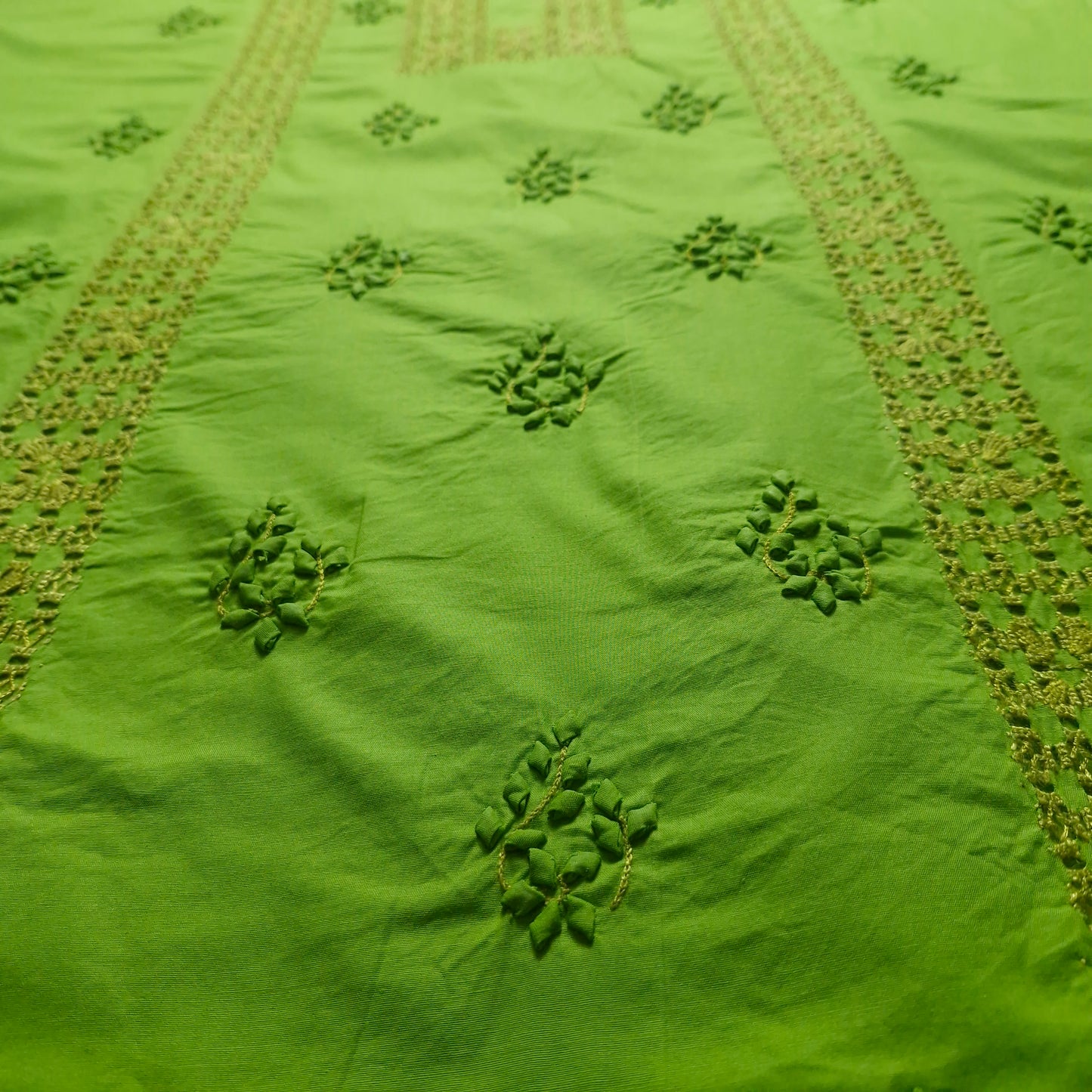 albaas | Tarkashi Applique on Cotton Lawn Shirt's Front and Sleeves - Unstitched 1 PC | ALTAS-36535-SLIME GREEN