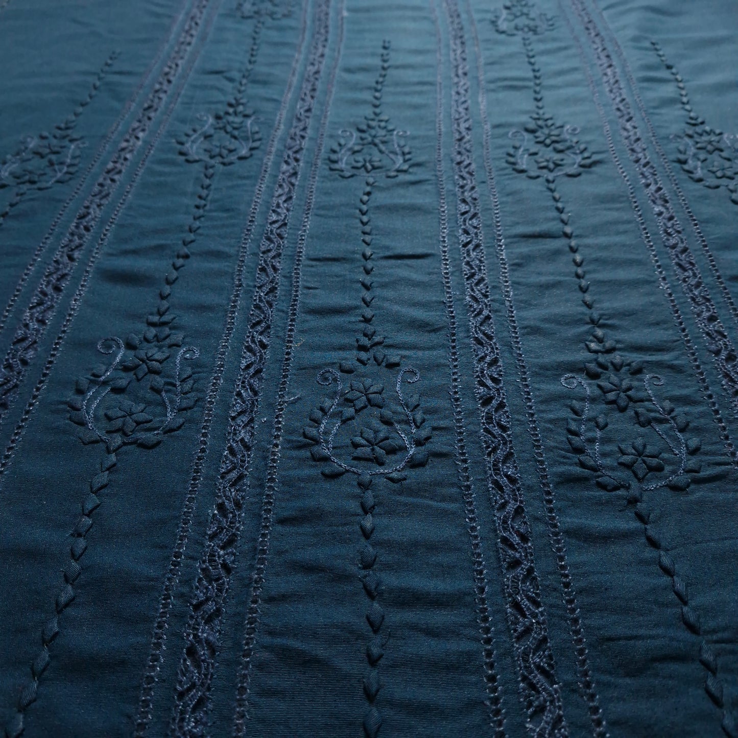 albaas | Tarkashi Applique on Karandi Lawn Shirt's Front and Sleeves with Matching Plain Trousers - Unstitched 2PC Suit   | AKTAST-36555-COLD CURRANT