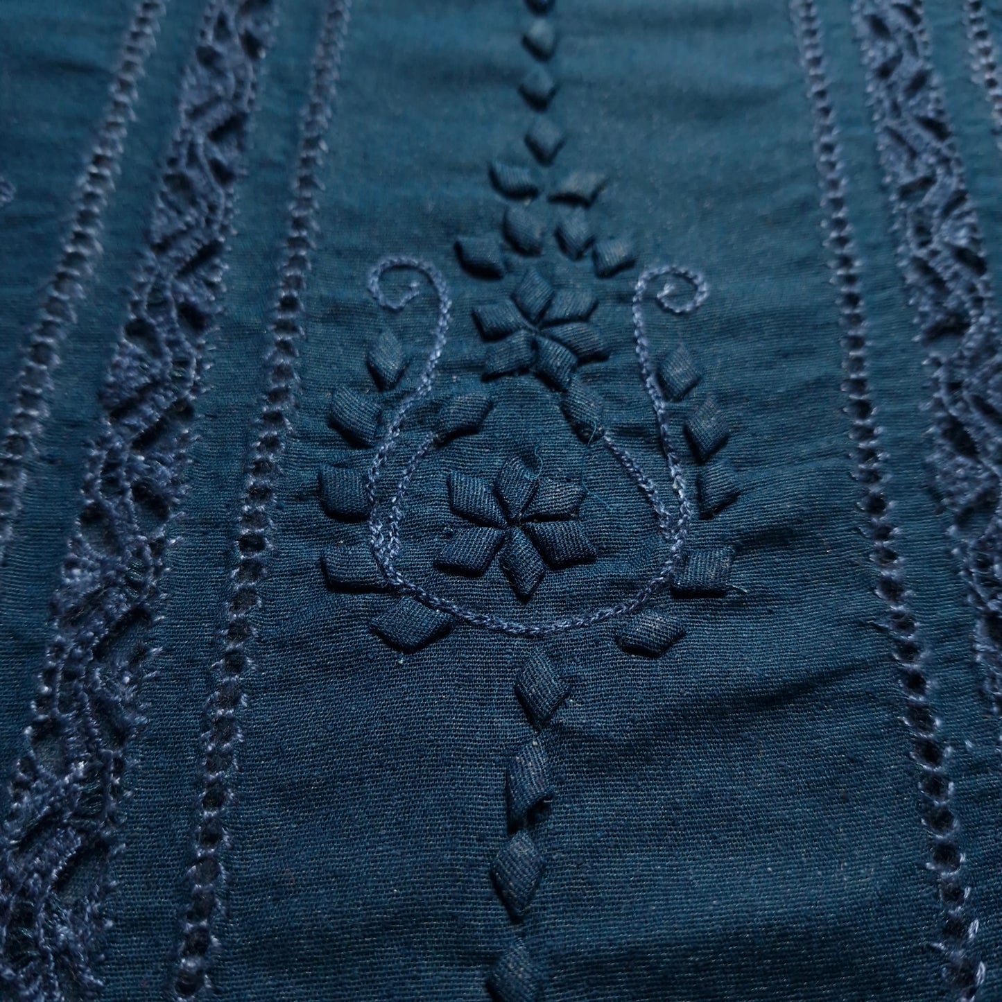 albaas | Tarkashi Applique on Karandi Lawn Shirt's Front and Sleeves with Matching Plain Trousers - Unstitched 2PC Suit   | AKTAST-36555-COLD CURRANT