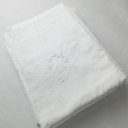 albaas | Tarkashi Applique Shadow on Lawn Dupatta   | ALTAD-WHITE