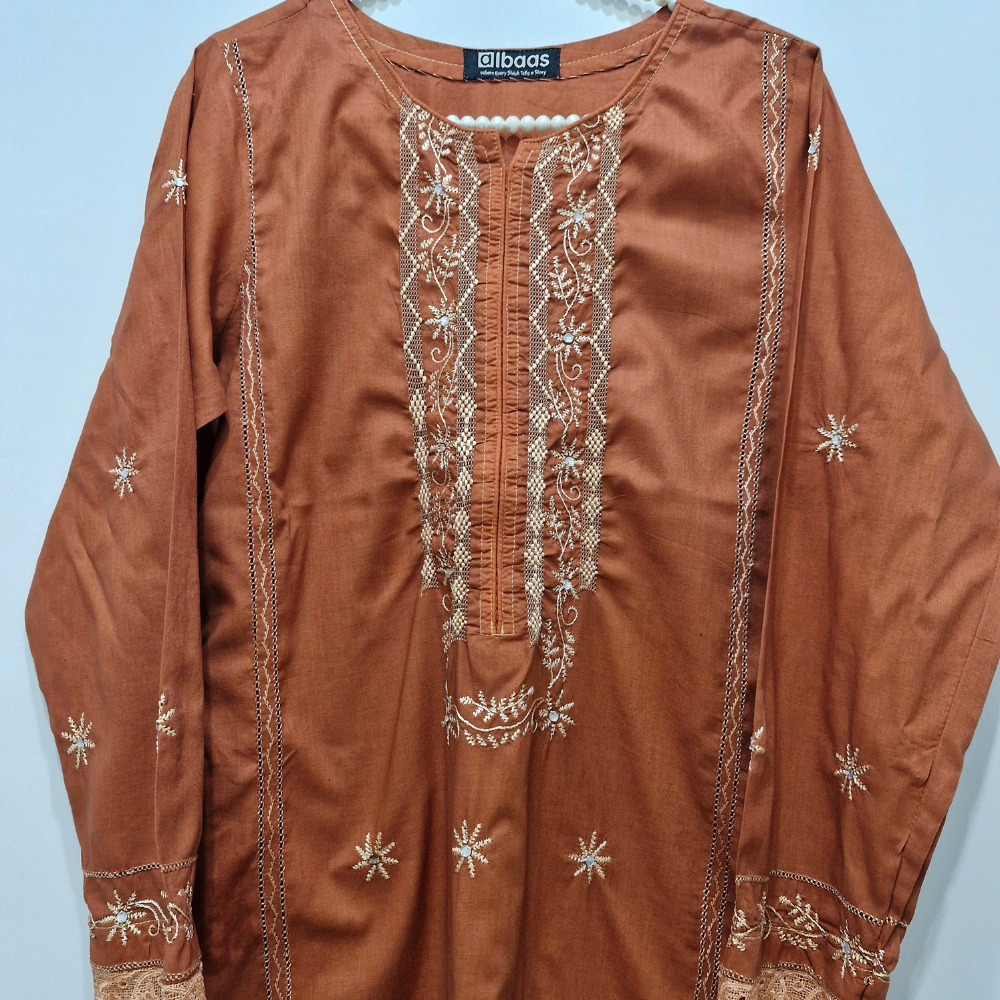 albaas | Amateur Hand-Made (Thread Work Tarkashi) - Lawn - Stitched 2 Pc (Shirt Trousers)  | AMATEURS-ST-RUST