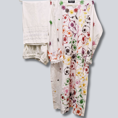 albaas | Amateur Hand-Made (Thread Work Tarkashi) - Lawn - Stitched 2 Pc (Shirt Trousers)  | AMATEURS-ST-WHITE1